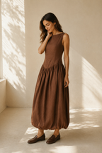 Brown linen bubble midi dress, three-quarter view, rounded skirt volume, comfortable drape